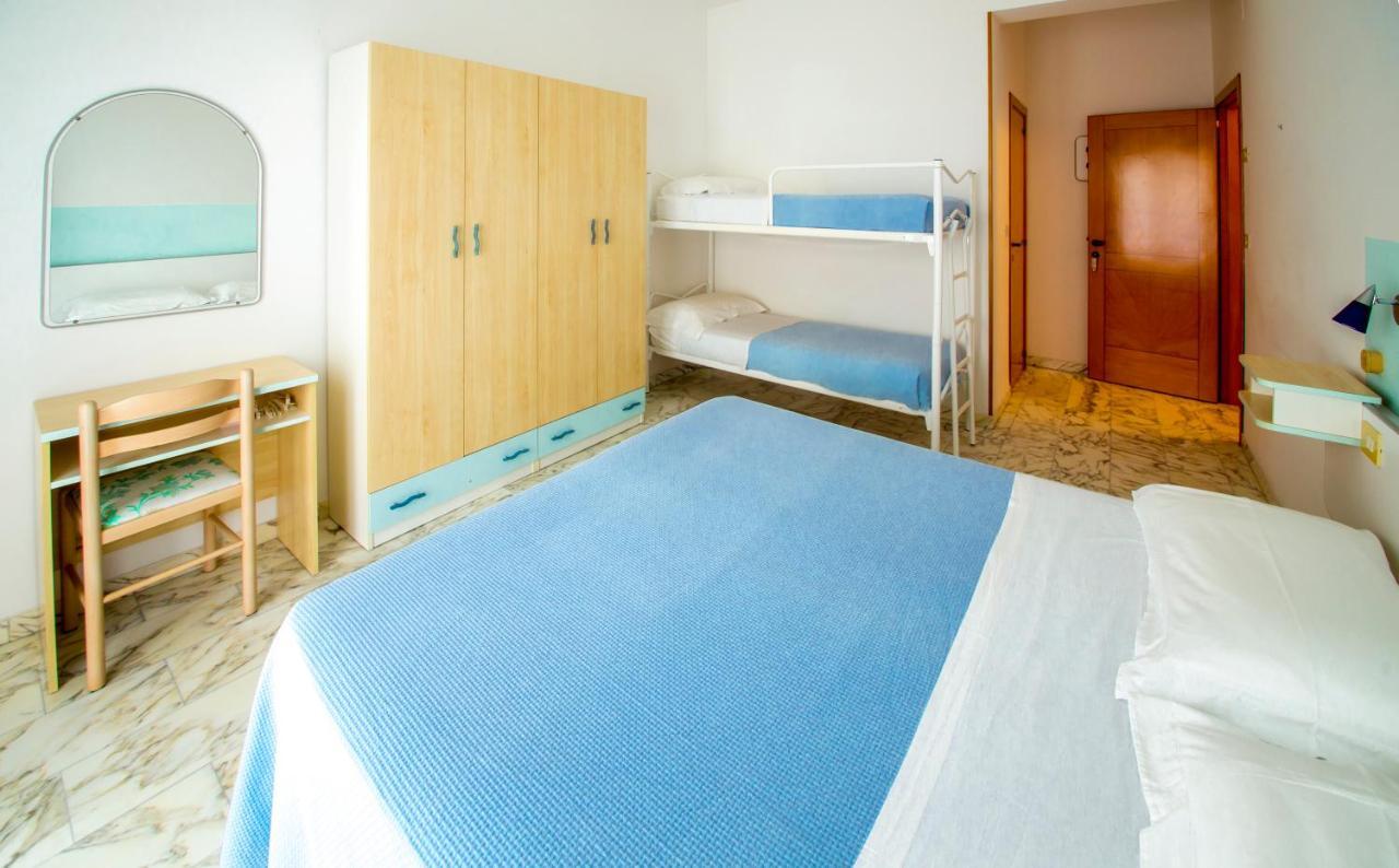 Albergo Il Veliero Pineto Exterior photo